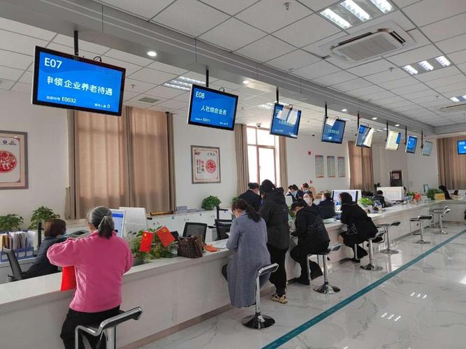润泽医保卡过期怎样换？亲历者教你3步搞定，避免白跑一趟